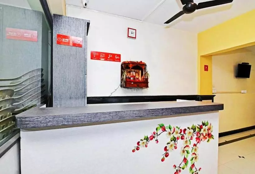 ホテル O Ashwarya Service Apartment
