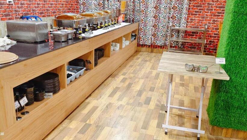 Hotel River View Resort