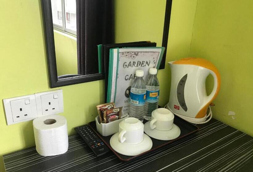 Hotel Sarikei Garden