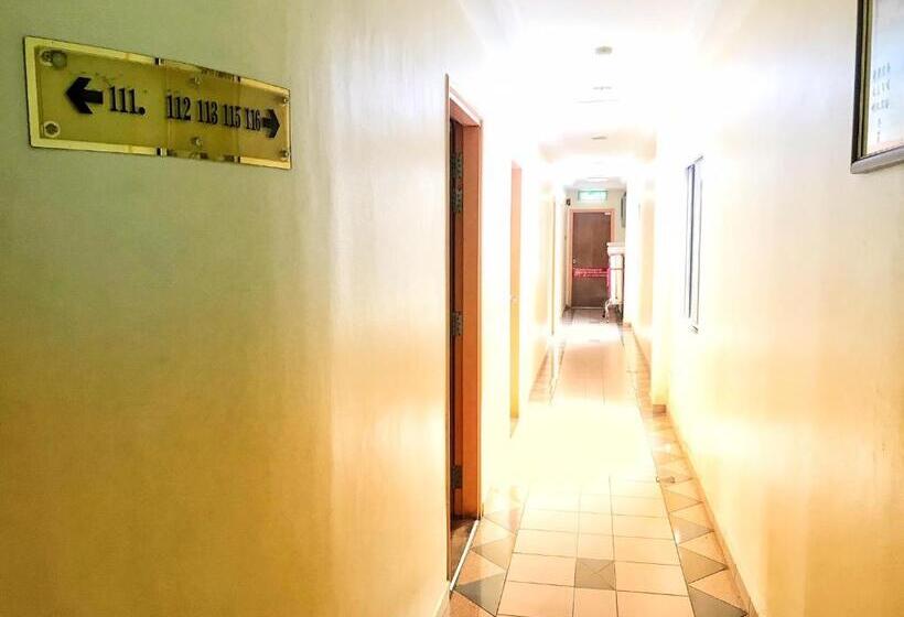 בית מלון כפרי Sri Raub