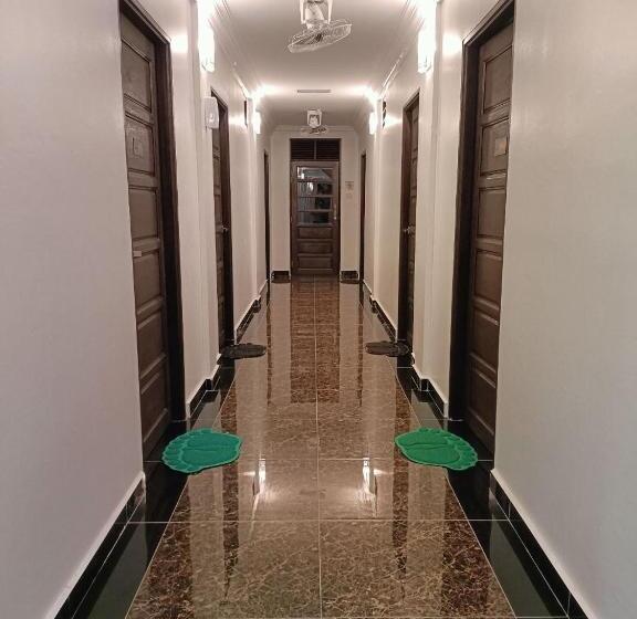 酒店 Villa Wanie Inn