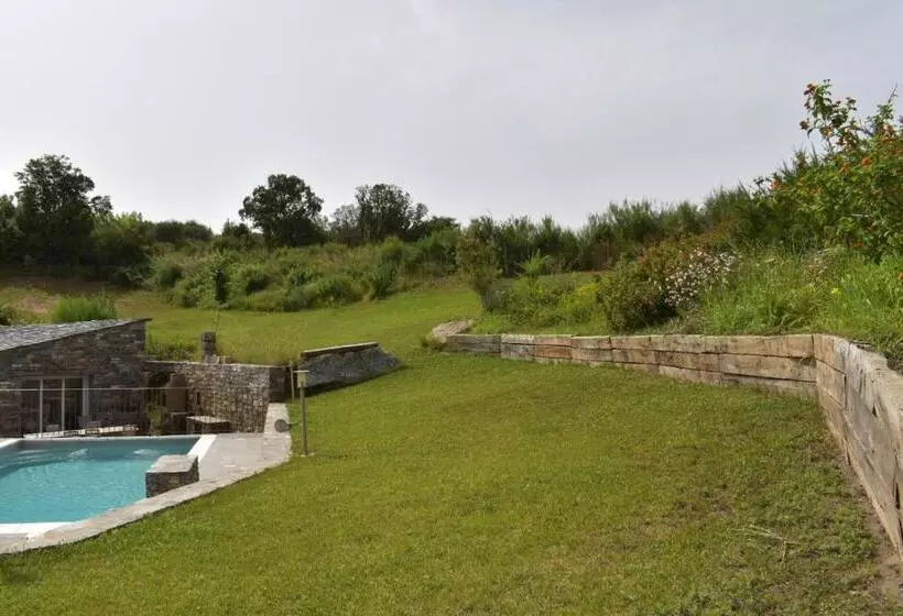 Majatalo Casa Petre E Fiori