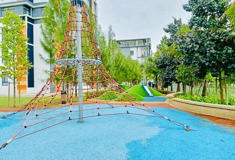 פנסיון Eyu@timurbay Seaview Residence