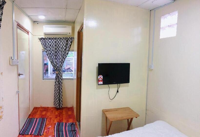 Pensão Little D Stay