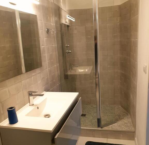 بنسيون Maisonnette Guest House