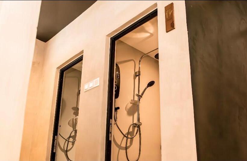 پانسیون Rumah Tetamu Bunk Bunk