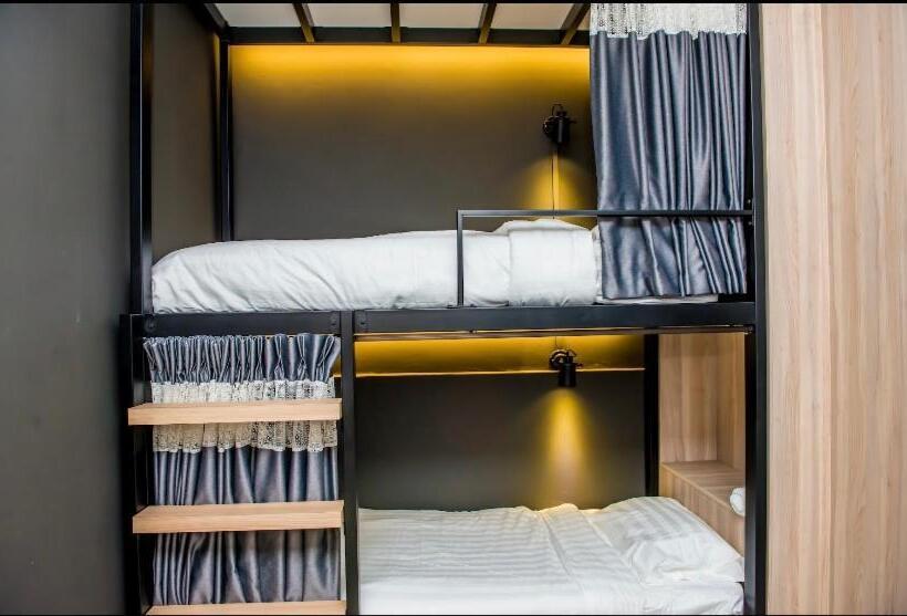 پانسیون Rumah Tetamu Bunk Bunk