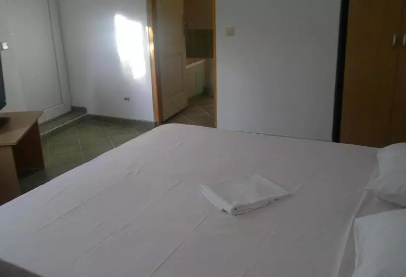 پانسیون Vila Alanya