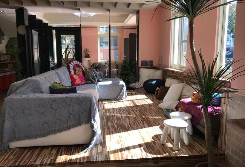 هاستل 山同青旅背包客棧