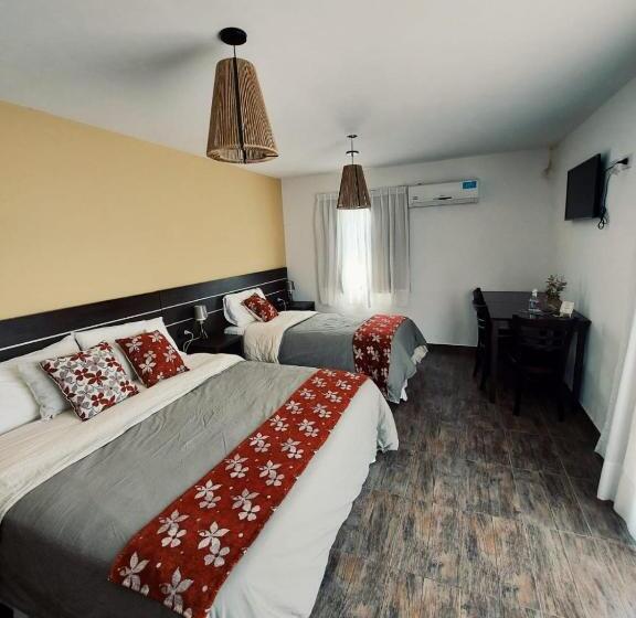 Hostel Posada Piedramora