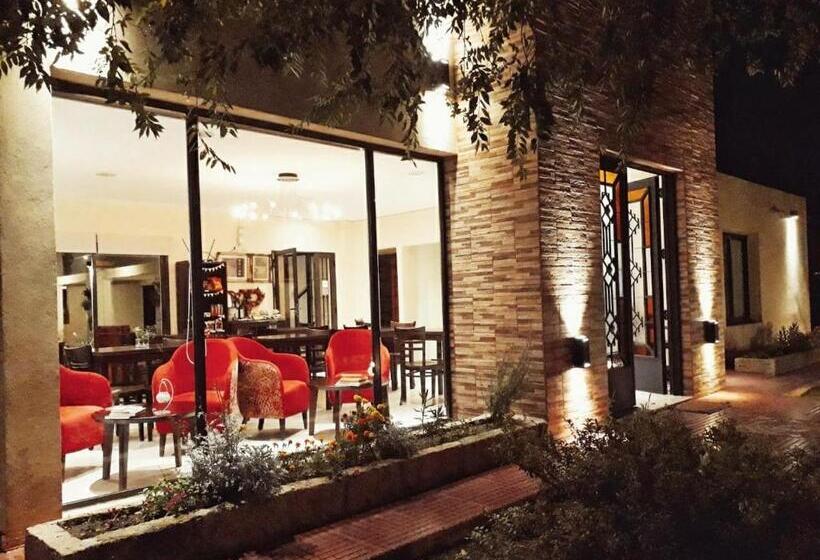 Hostel Posada Piedramora