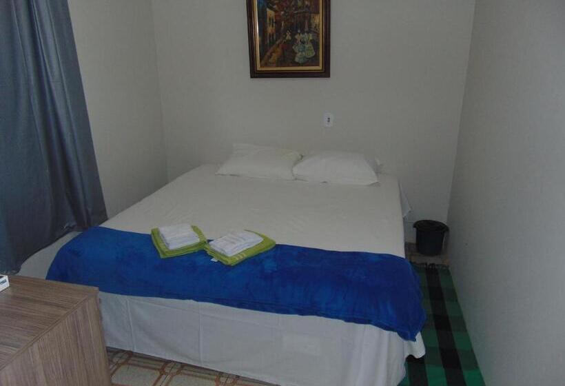 Hostel Pousada Tamboril