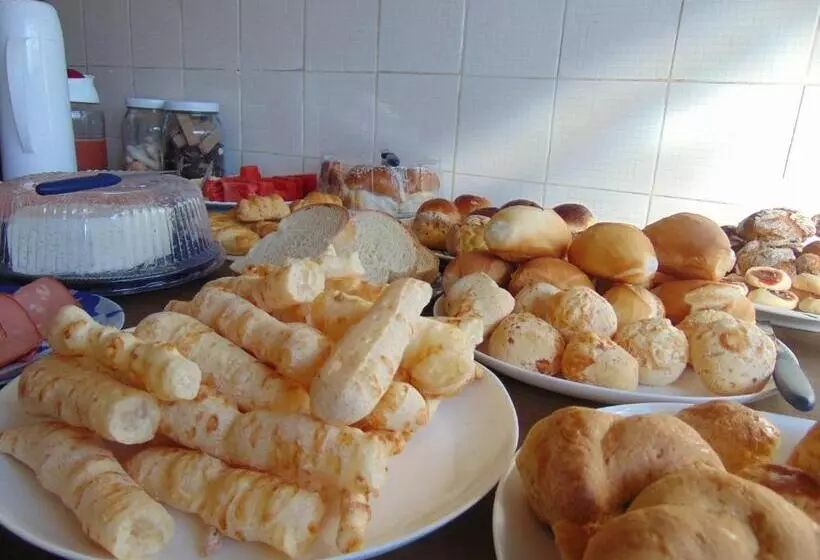 Retkeilymaja Pousada Tamboril