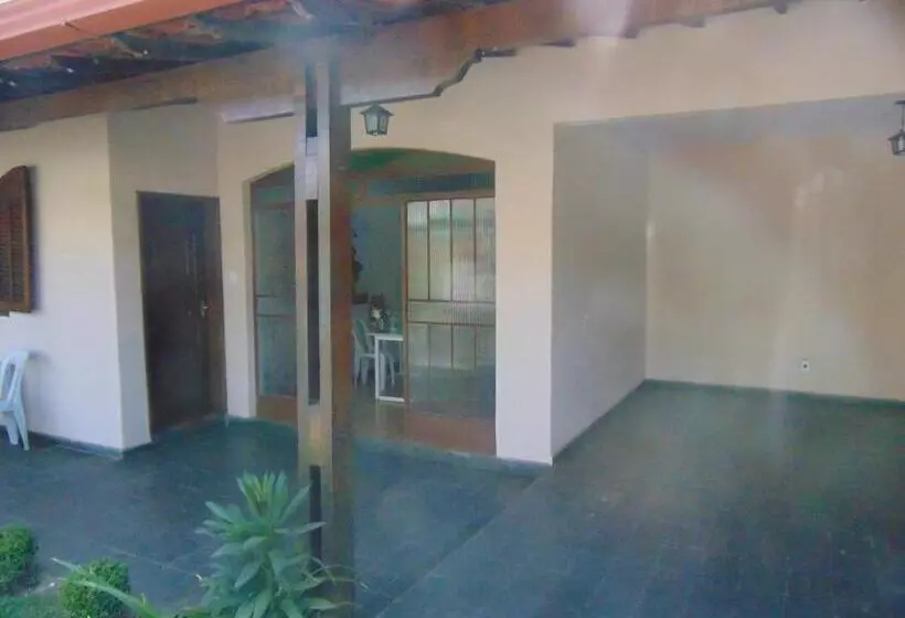 Retkeilymaja Pousada Tamboril