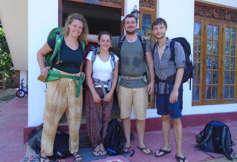 مبيت وإفطار Tropical Paradise