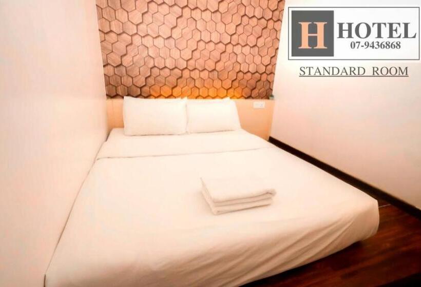 Hotel H