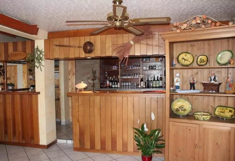 ホテル La Maison Du Lac Chalain