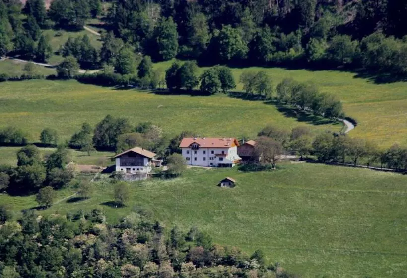 ホテル Niederhof