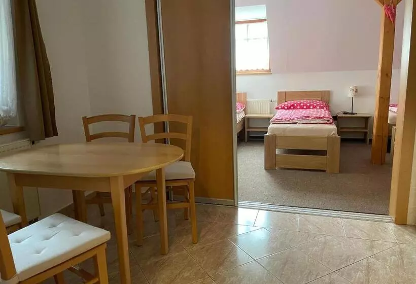 Majatalo Chalupa 101