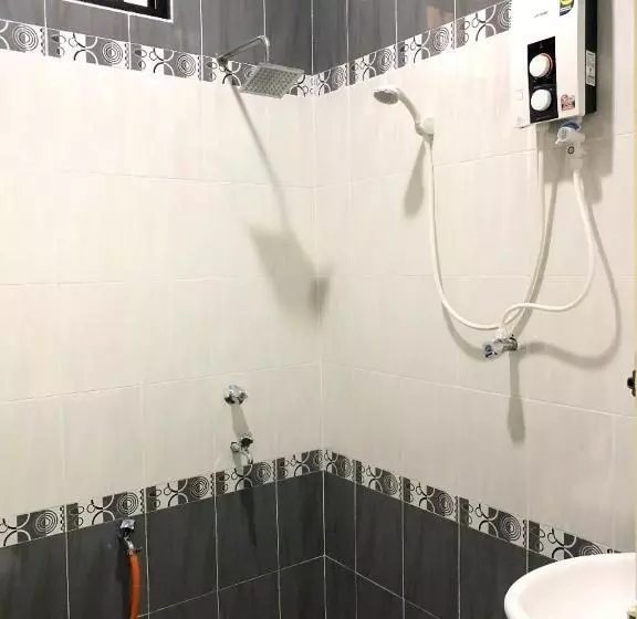 Majatalo Family Homestay