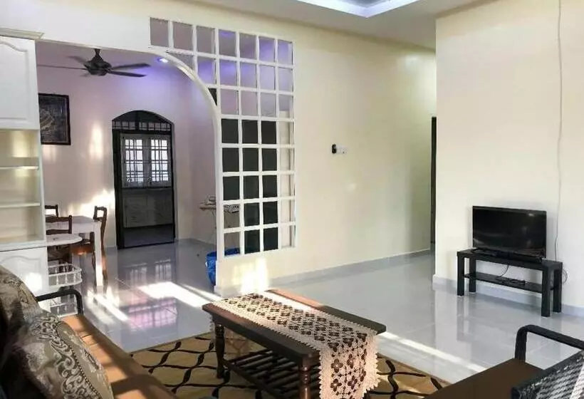 Majatalo Family Homestay