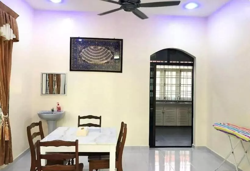 Majatalo Family Homestay