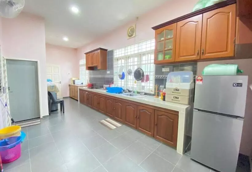 Majatalo Family Homestay