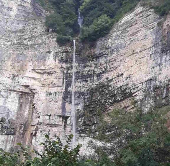 پانسیون Guest House Danelia