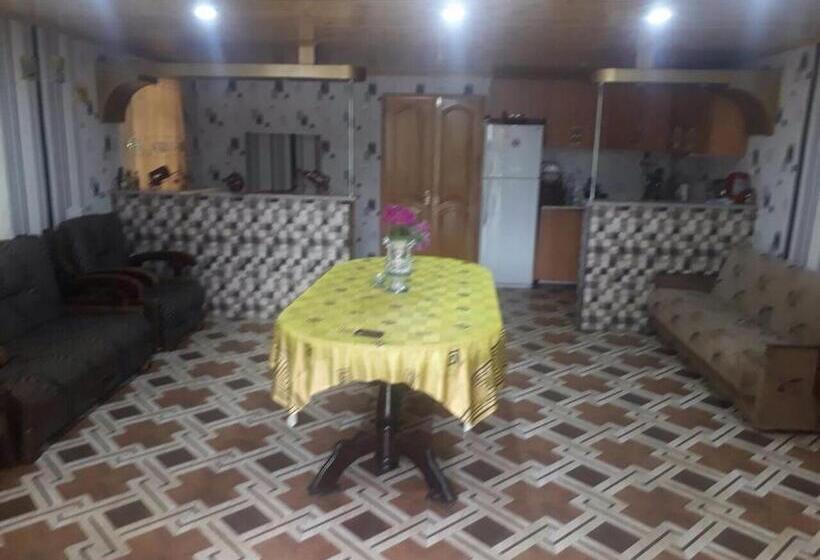 پانسیون Guest House Danelia