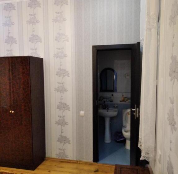 پانسیون Guest House Danelia