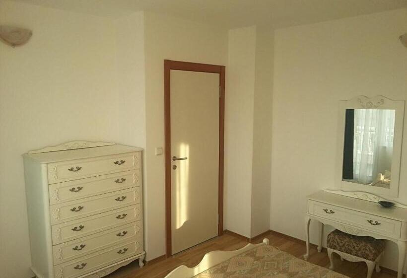 پانسیون Guest House Rona   Free Parking And Sea View