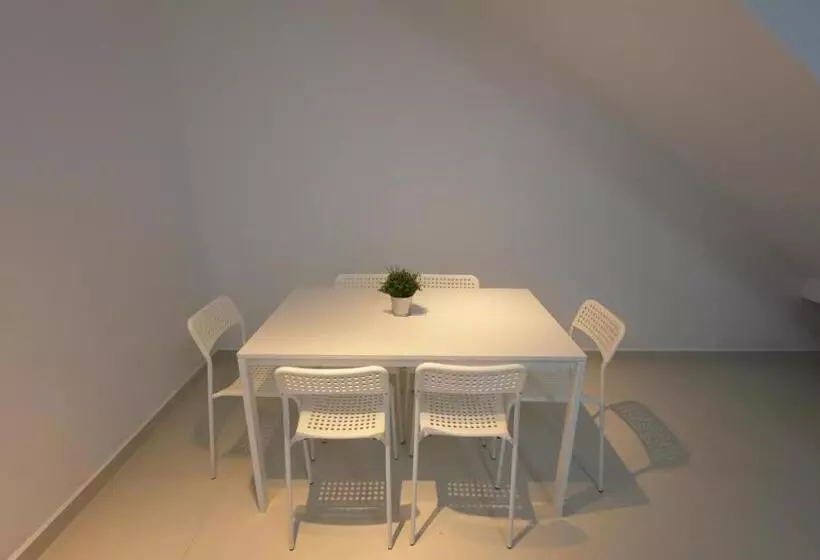 Majatalo Homestay Sri Pelangi Segamat