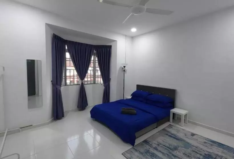 Majatalo Homestay Sri Pelangi Segamat