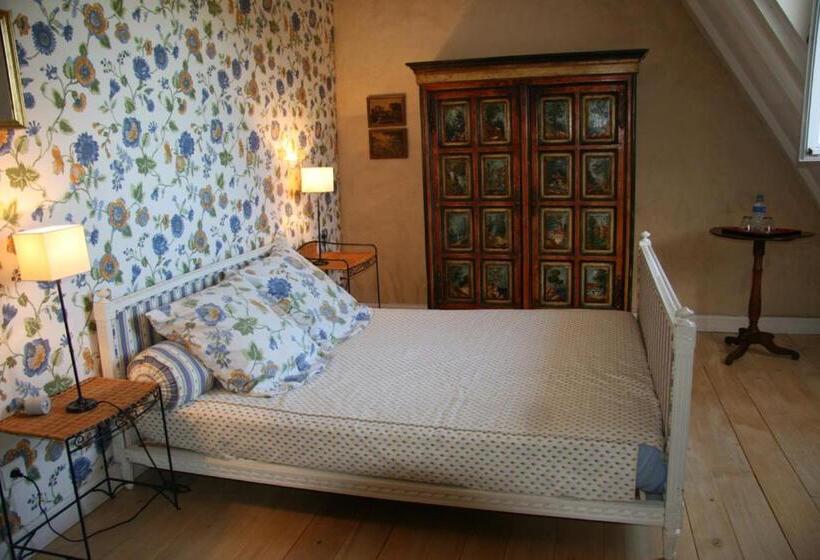 פנסיון La Vignolle