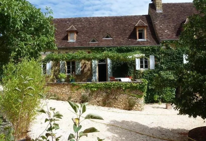 ペンション La Vignolle