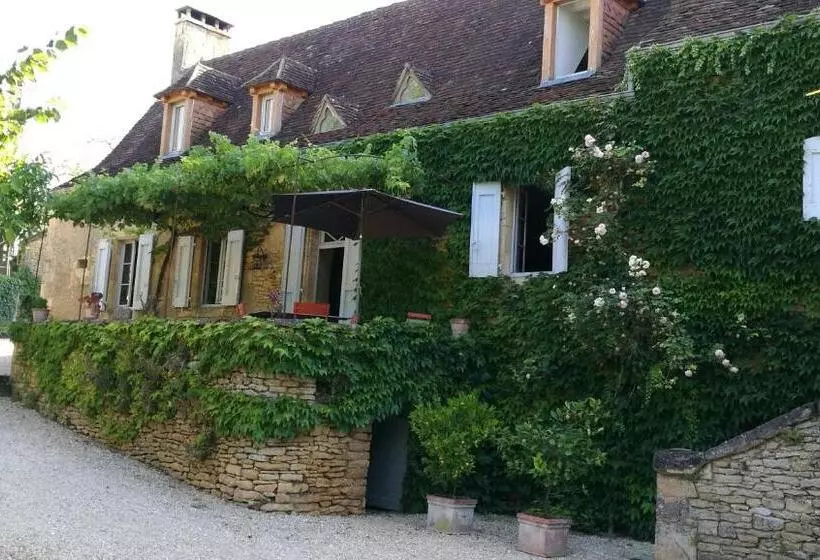 ペンション La Vignolle