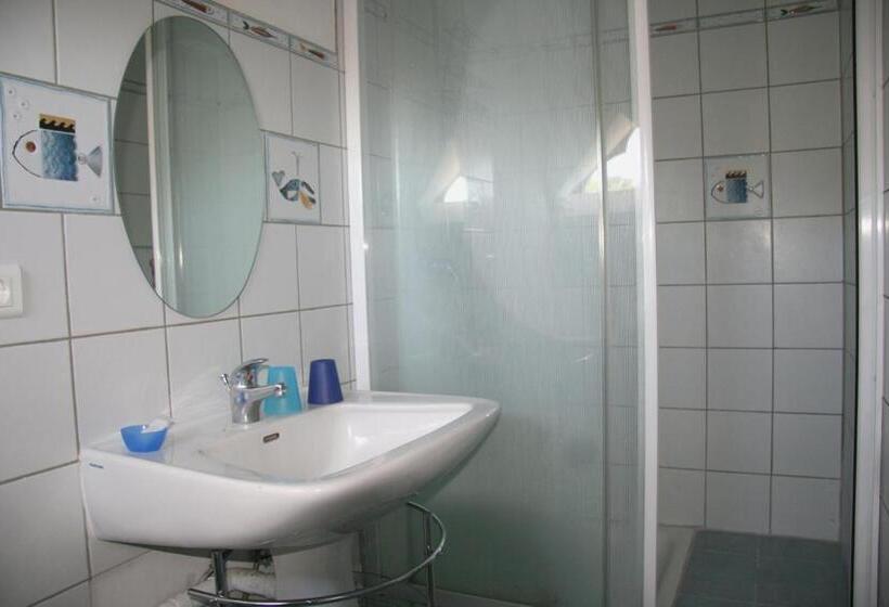 פנסיון La Vignolle