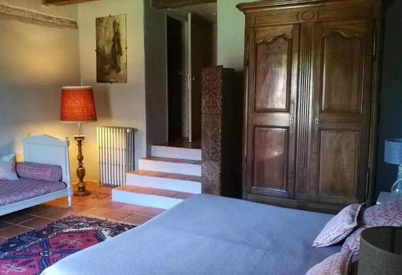 ペンション La Vignolle