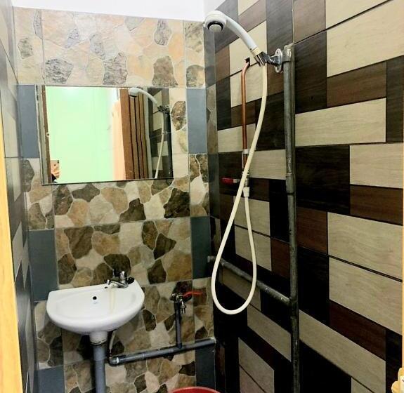 פנסיון Sakura Guest House