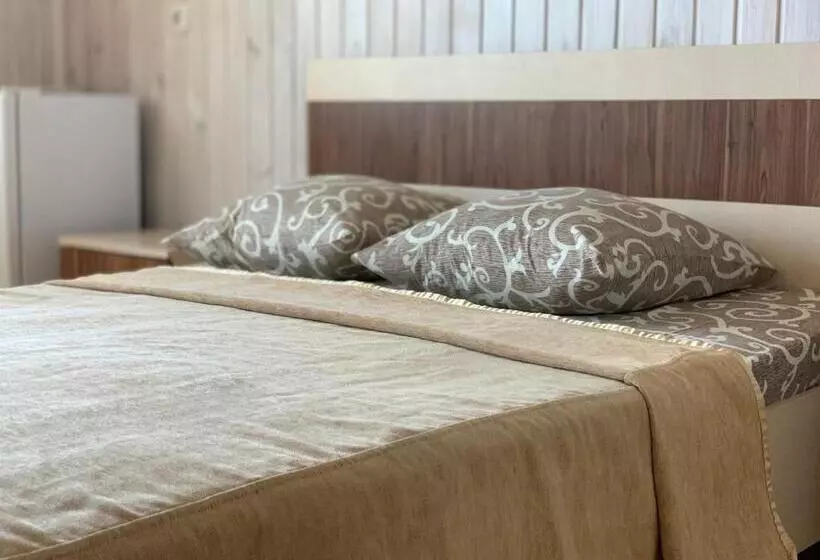 ユースホステル Lev