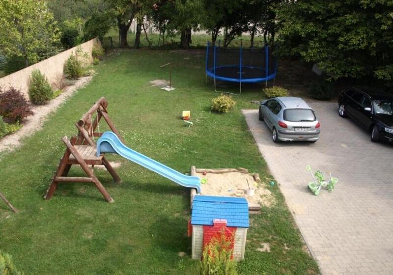 Nocleg ze śniadaniem Hársfavirág Vendégház