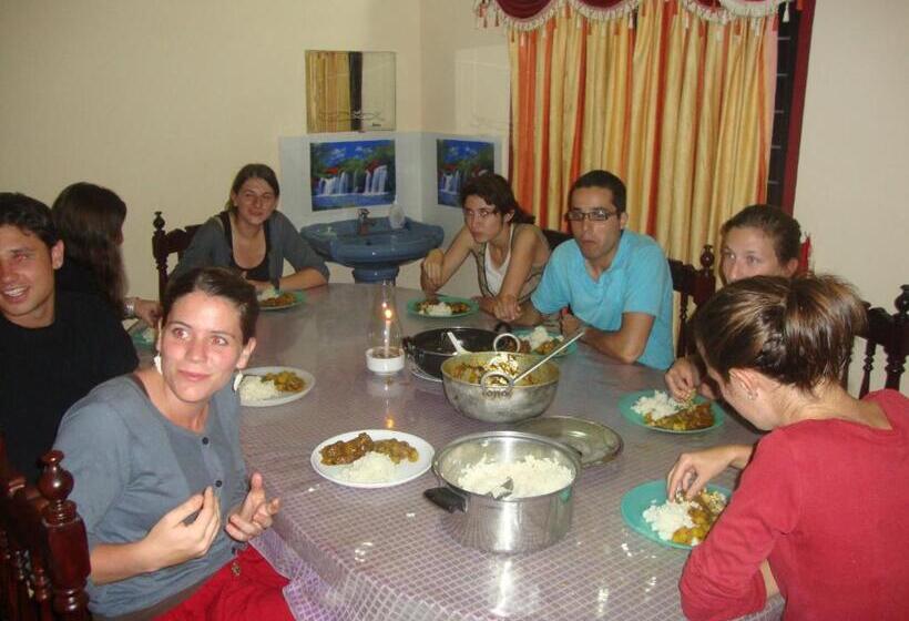 Bed and Breakfast Paradise Inn Guest House