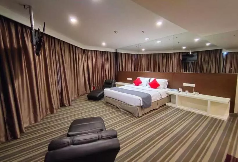 ホテル Capital Kota Kinabalu