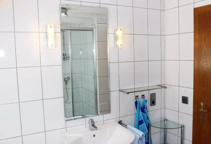 پانسیون Ferienwohnung Und Gästezimmer Korb