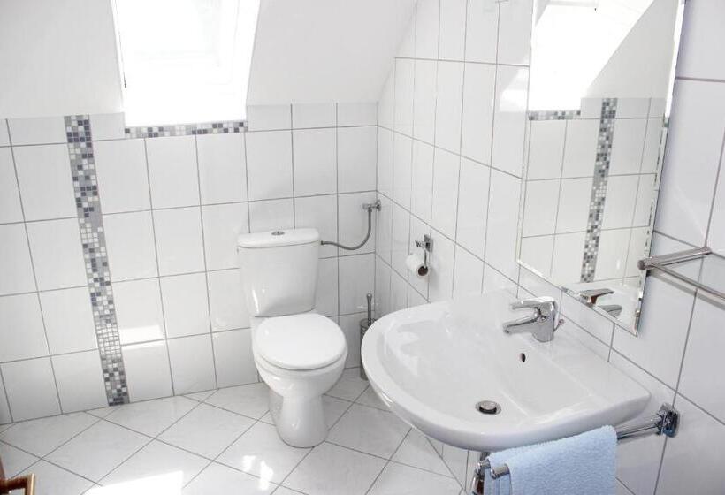 פנסיון Ferienwohnung Und Gästezimmer Korb