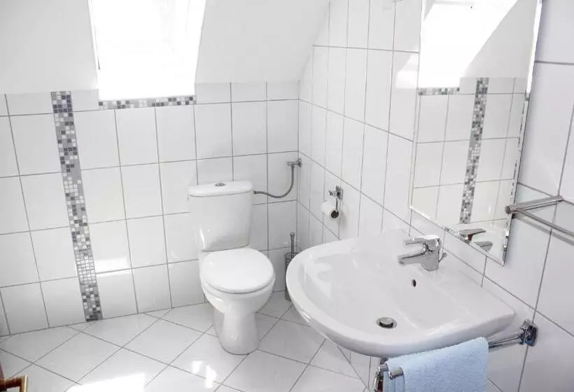 پانسیون Ferienwohnung Und Gästezimmer Korb