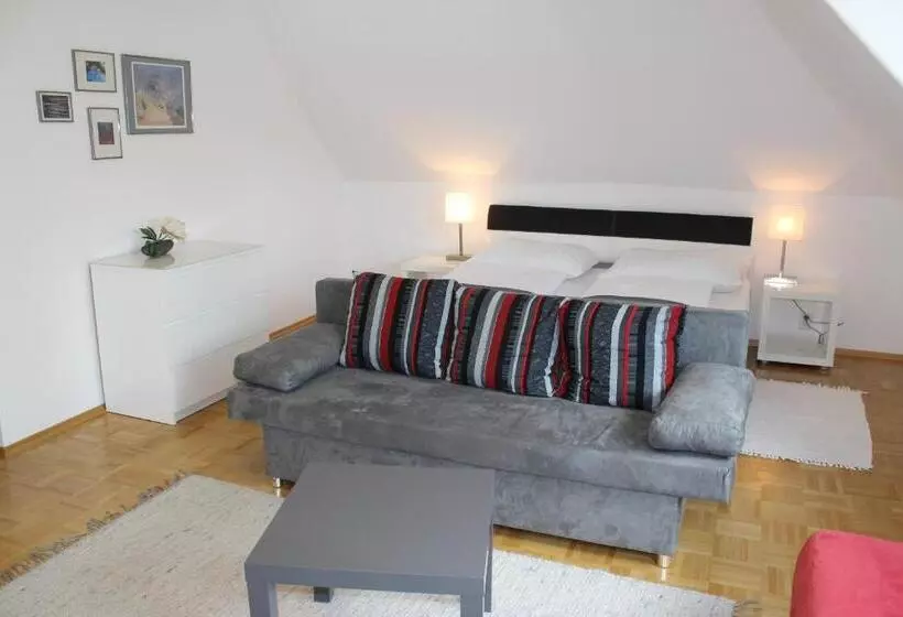 پانسیون Ferienwohnung Und Gästezimmer Korb