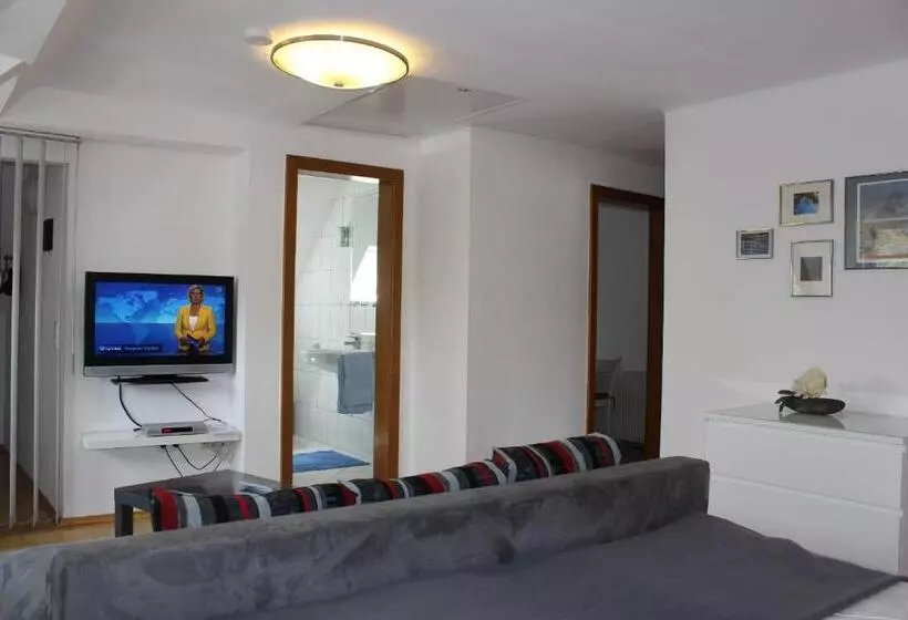 پانسیون Ferienwohnung Und Gästezimmer Korb