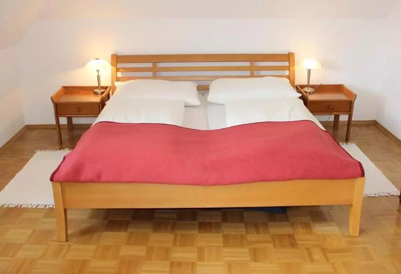 پانسیون Ferienwohnung Und Gästezimmer Korb