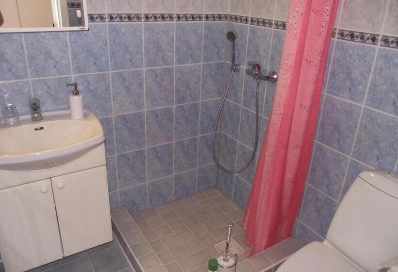 پانسیون Helene Villa